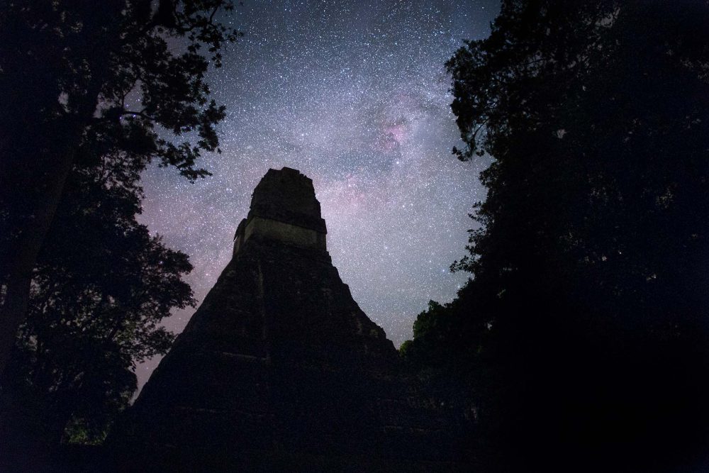 Cielo de Tikal Estrellas Ancestrales Sergio